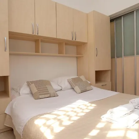 Kuzmanic Apartment Trogir