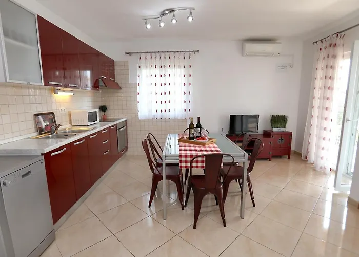 Apartment Kuzmanic *